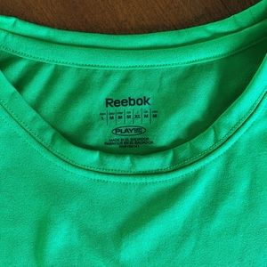 Reebok Play Dry Performance shirt size M